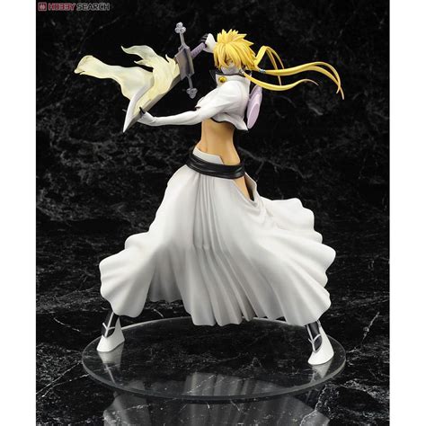 bleach halibel|bleach halibel figure.